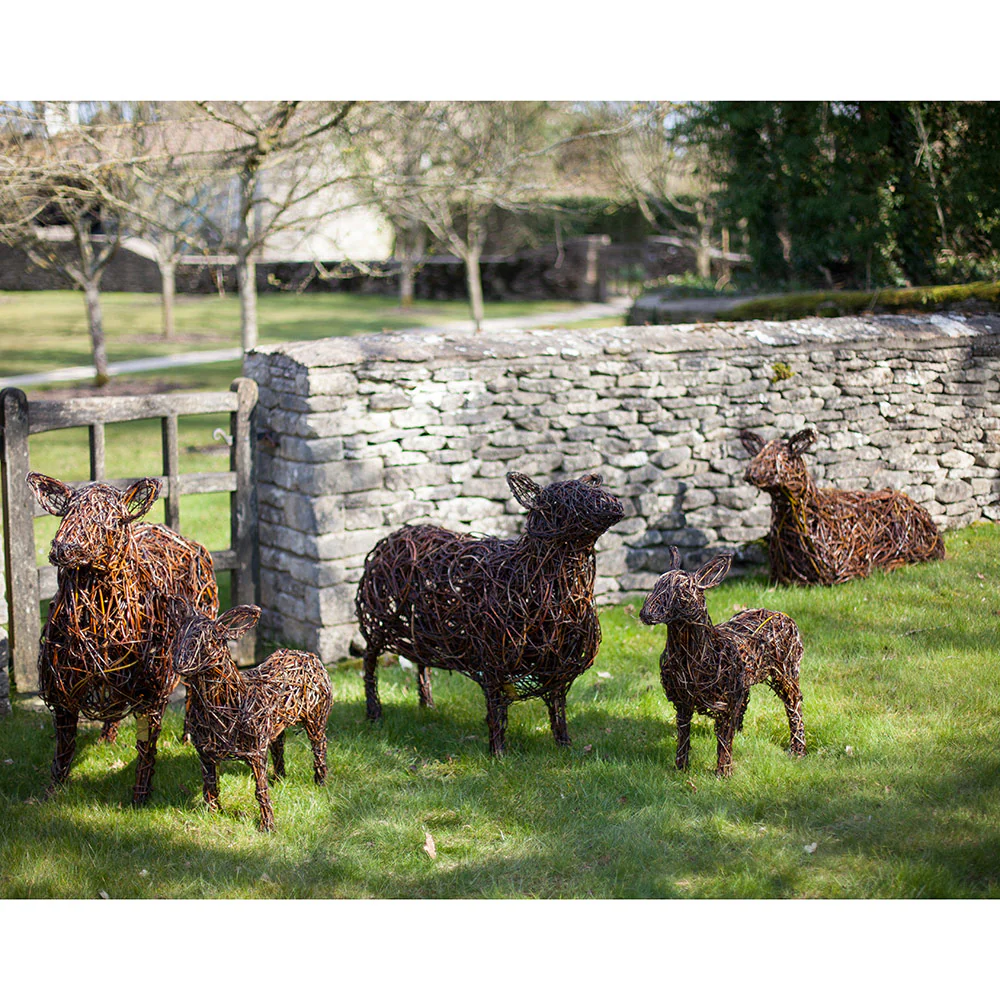 "Come-bye" Cotswold Sheep Willow Sculpture Scene - Image 5