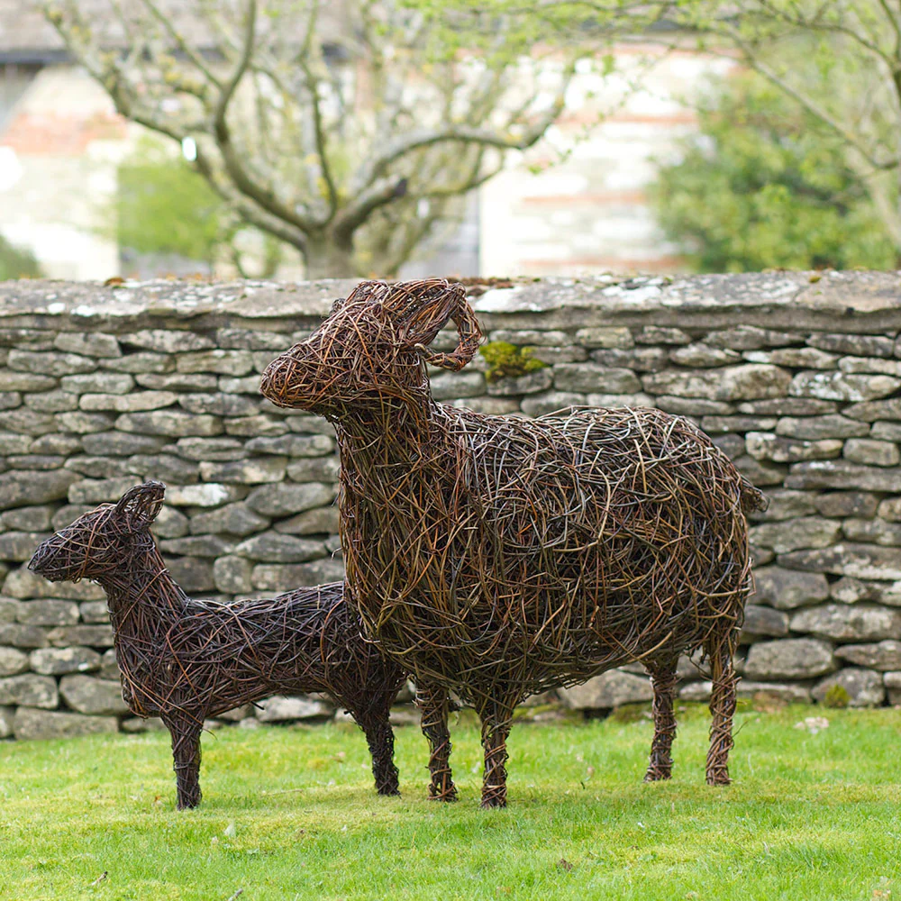 Swaledale Ewe Sheep Willow Sculpture - Image 3
